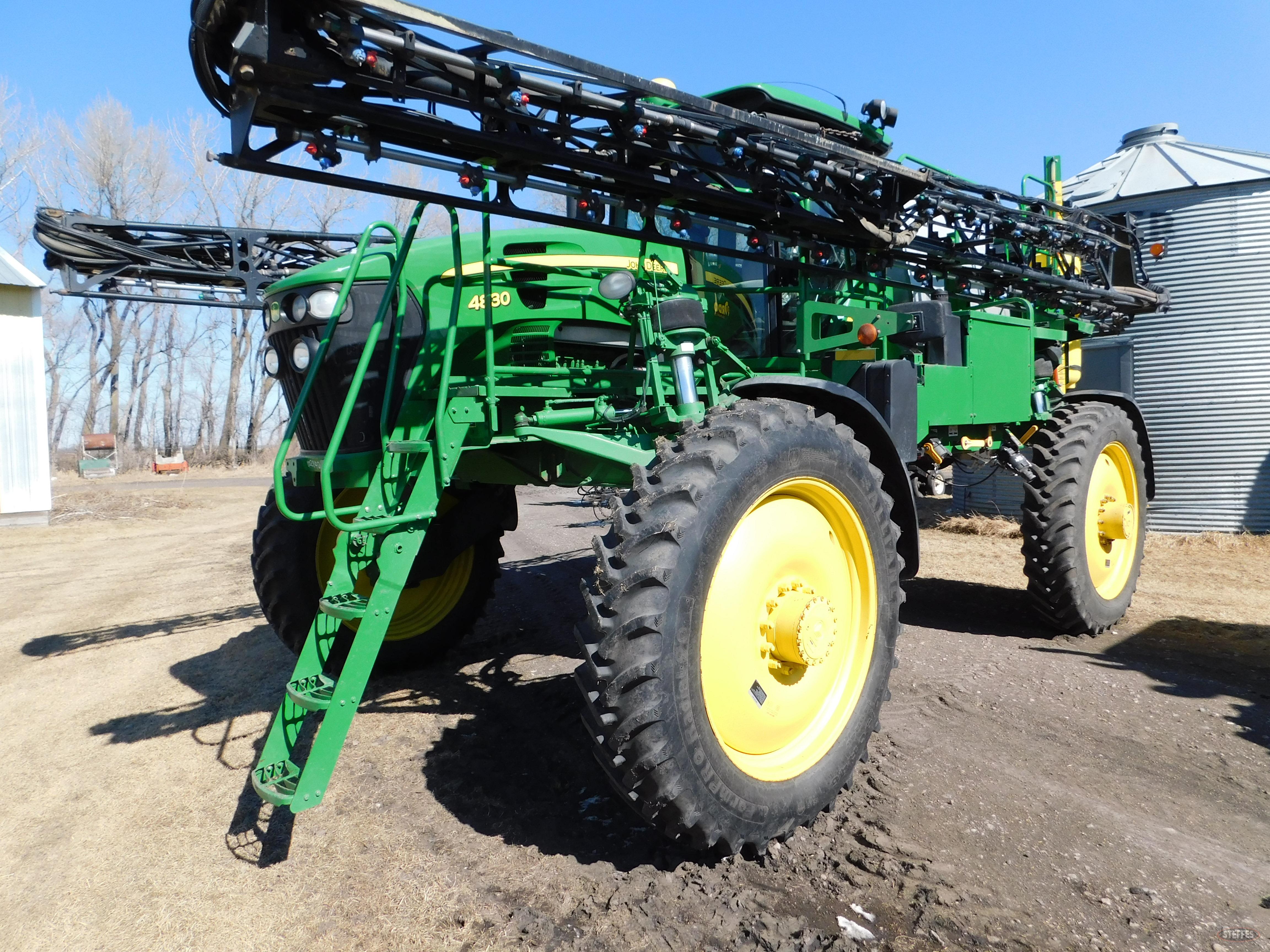 2008 John Deere 4830_4.JPG